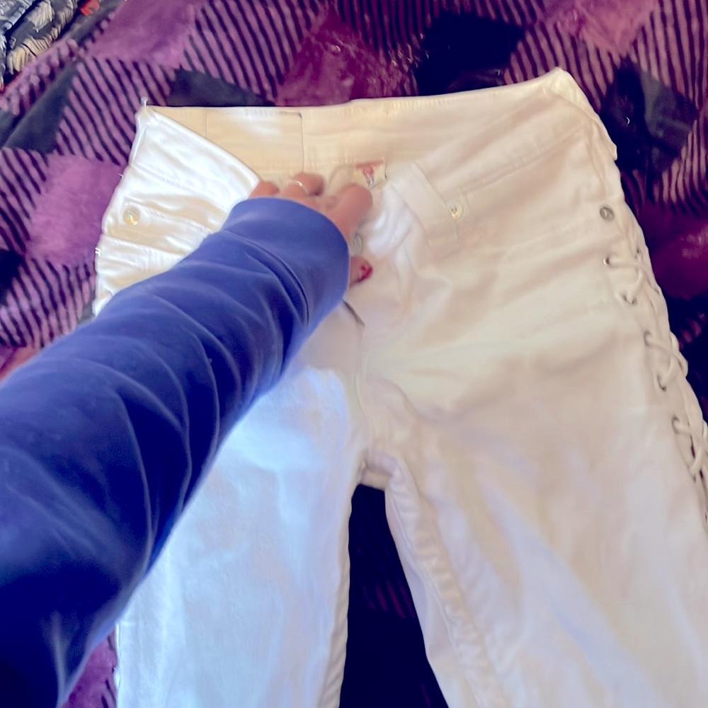True Religion white size 27 super skinny jealous
